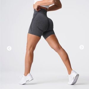 NVGTN GREY SPECKLED CONTOUR SEAMLESS SHORTS